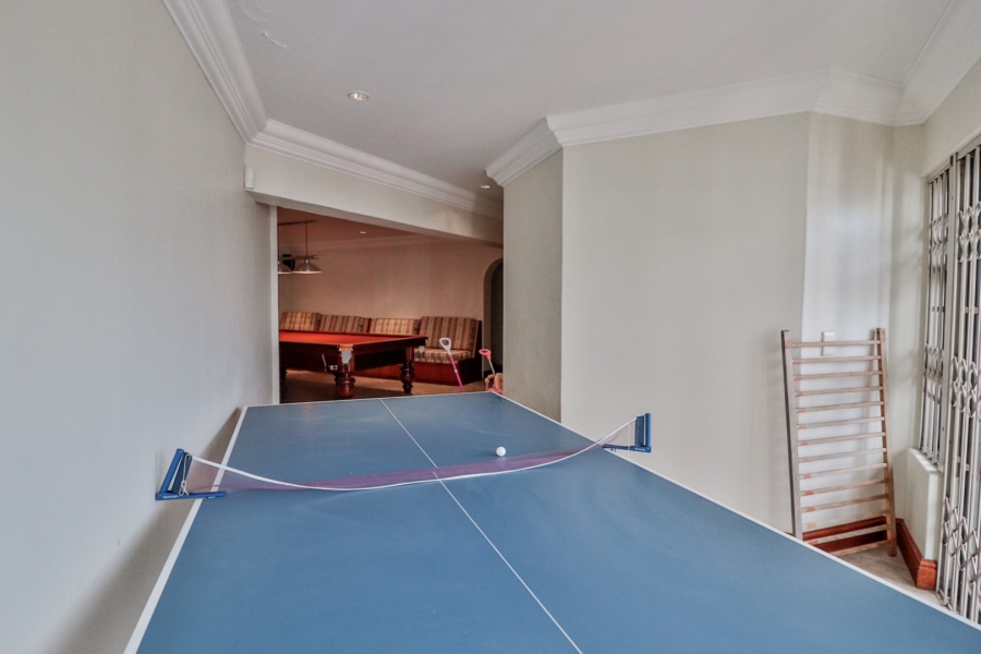 7 Bedroom Property for Sale in Myburgh Park Western Cape